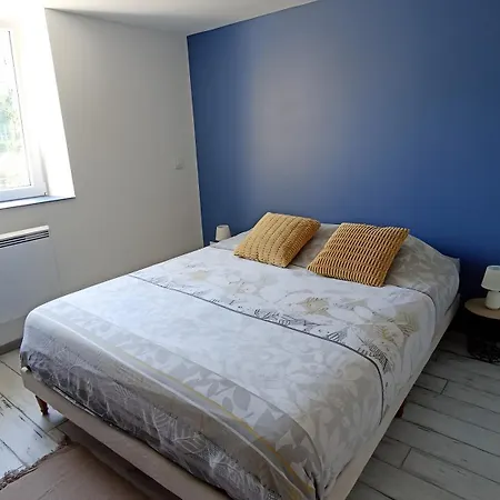 Bienvenue Au Bord De Meuse * Bazoilles-sur-Meuse